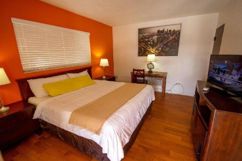 Travelodge by Wyndham Miami Biscayne Bay image 8